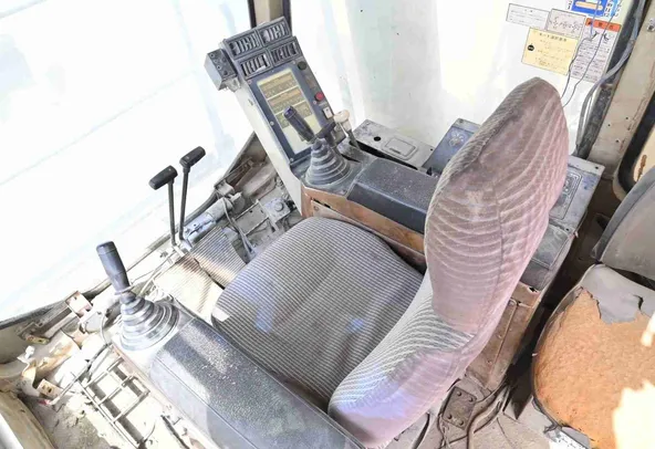 2001 Komatsu PC1600 Track Excavator Cabin View - EX-0238