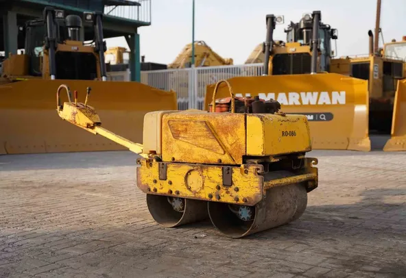 2002 Sakai HV51ST Walk-Behind Roller Front Right View - RO-0086