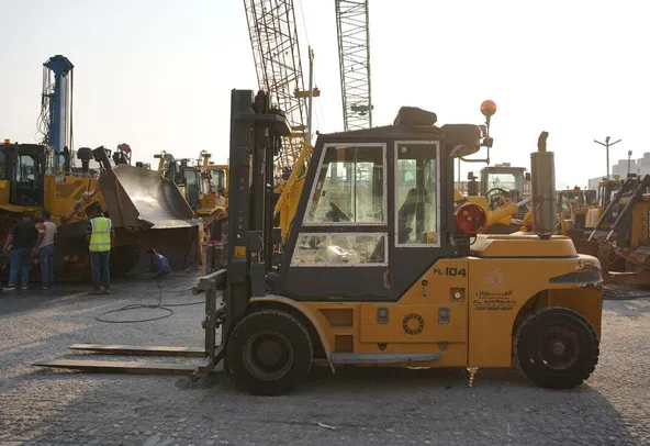 2003 DanTruck 9000 Forklift-leftside image