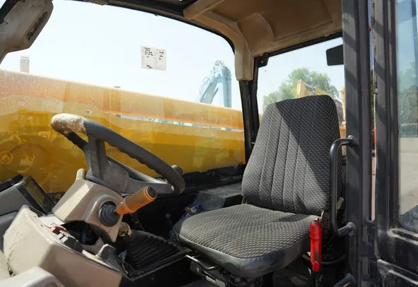 2003 JCB 532-120 Forklift Cabin Image
