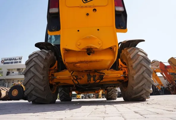 2003 JCB 532-120 Forklift Undercarriage Image