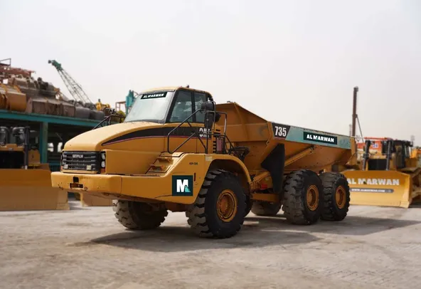2004 Caterpillar 735 Articulated Dump Truck Front Left View