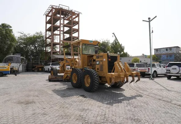 2004 Caterpillar 160H Motor Grader Rear Left View