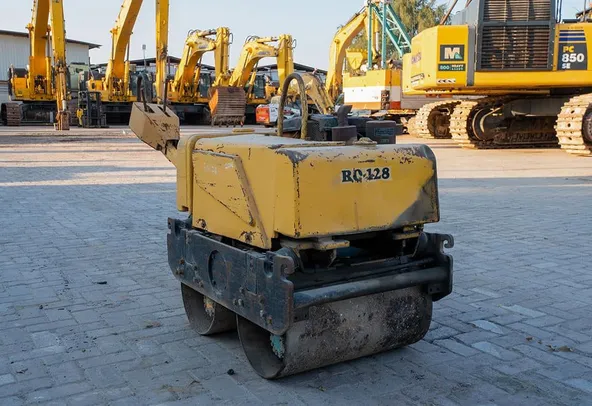 2004 Sakai HV60ST Walk-Behind Roller Front Right View