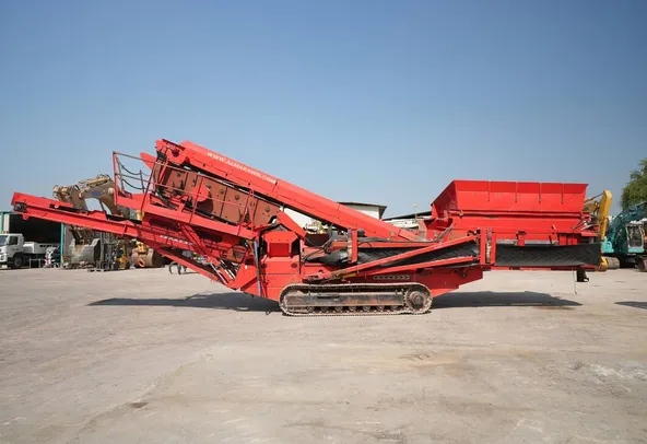 2004 Terex Finlay 663 Screener Left Side View