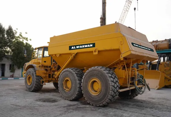 2005 Volvo A40D Off-Road Water Truck Rear Left View - ADW-0001