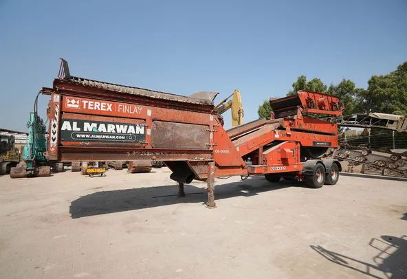 2005 Terex Finlay Mobile Screener Front Left Image