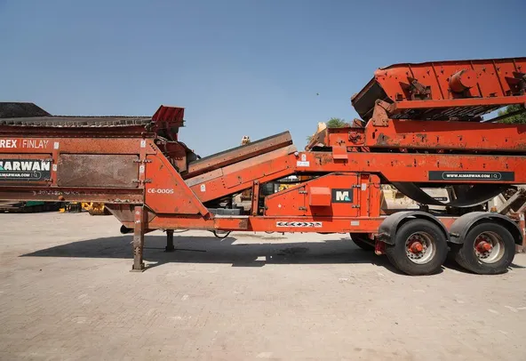 2005 Terex Finlay Mobile Screener Left Side Image