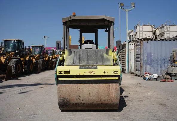 2007 Ammann AV110X Roller Front View