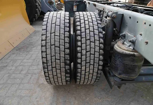 2008 DAF LF 55.280 Trailer Truck Undercarriage View - TK-0372