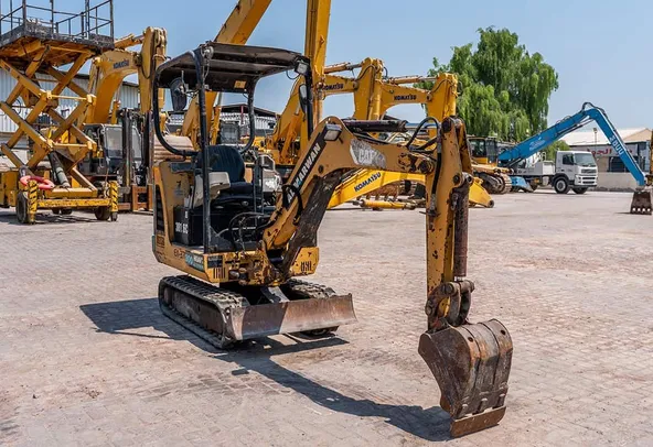 2008 Caterpillar 301.6C Mini Excavator Front Right View