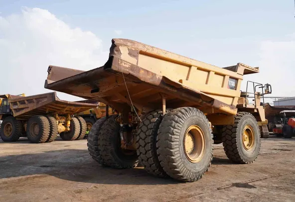 2010 Cat 773D Rigid Dump Truck Rear Right View - RD-0476