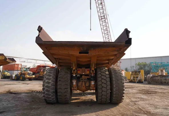 2010 Cat 773D Rigid Dump Truck Rear View - RD-0476