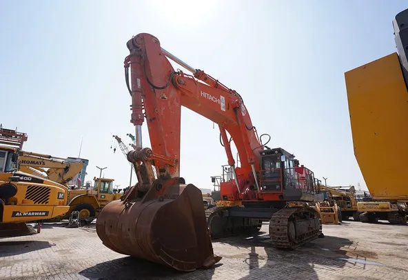 2010 Hitachi EX1200 Track Excavator Front Left View