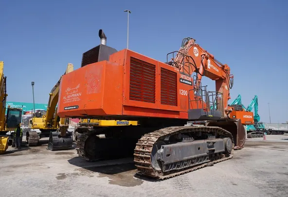 2010 Hitachi EX1200 Track Excavator Rear Right View