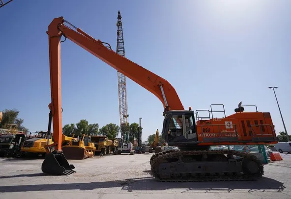2010 Hitachi ZX870H-3F Zaxis Large 86 ton Hydraulic Crawler Long Reach Boom Excavator Tracked Digger Right side view