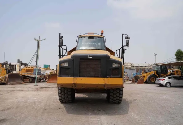 2011 Cat 740B Articulated Dump Truck Front View