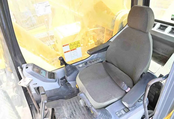 2011 Komatsu PC800SE-7 Track Excavator Cabin View - EX-0299