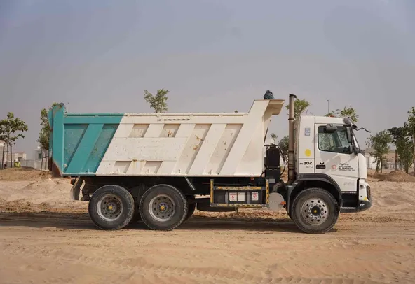 2012 Volvo FMX 370 6x4 Tipper Truck Right View - TK-0302
