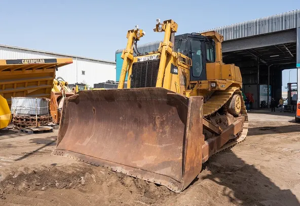 2012 Caterpillar D9R Bulldozer Front Left View