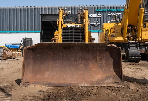 2012 Caterpillar D9R Bulldozer Front View