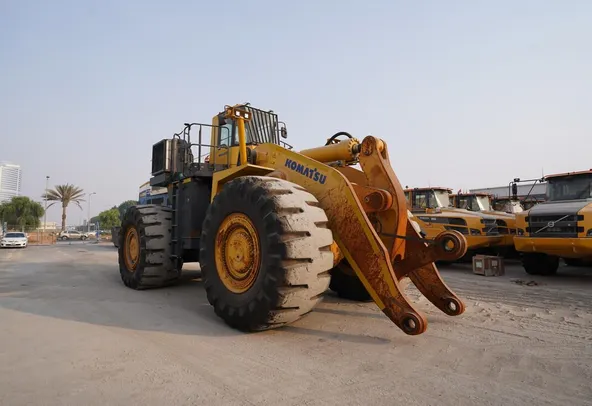 2013 Komatsu WA800-3EO Wheel Loader Front Right View