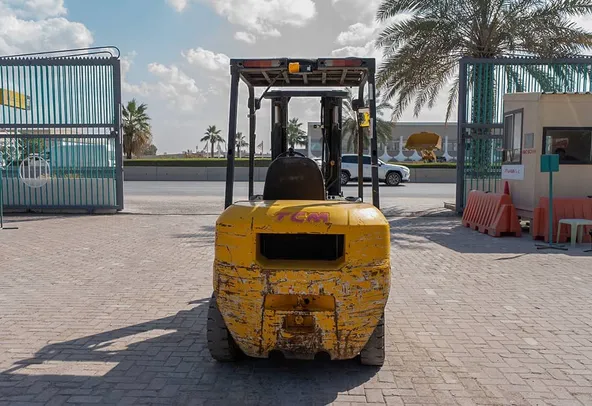 2013 TCM FDF30T3KT Diesel Forklift Rear View