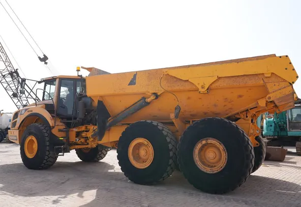 2013 volvo a35f articulated dump truck rear left view