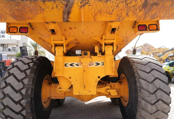 2013 volvo a35f articulated dumper undercarriage image