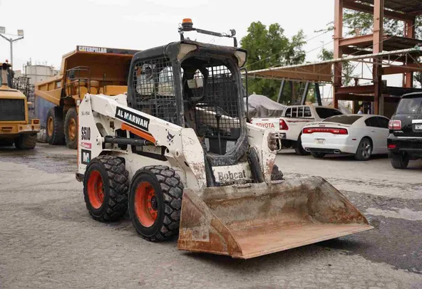 2014 Bobcat S510 Skid Steer Loader Front Right View - SL-0194
