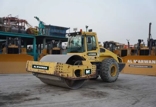 2014 Bomag BW 226 DH-4 Single Drum Roller Front Left View