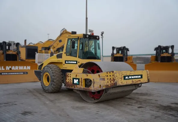 2014 Bomag BW 226 DH-4 Single Drum Roller Front Right View