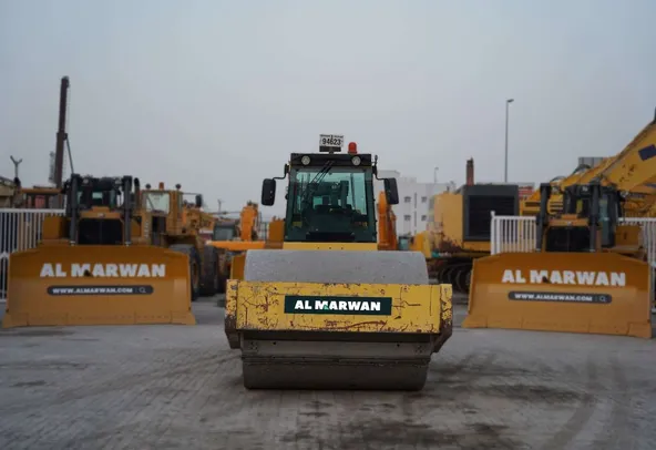 2014 Bomag BW 226 DH-4 Single Drum Roller Front View
