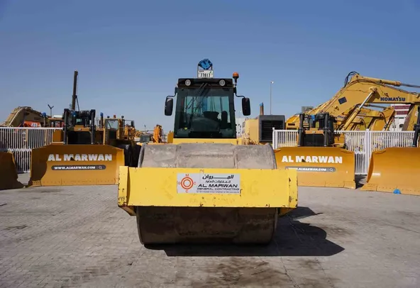 2014 Bomag BW 226 DI-4 BVC Single Drum Roller Front View - RO-0348