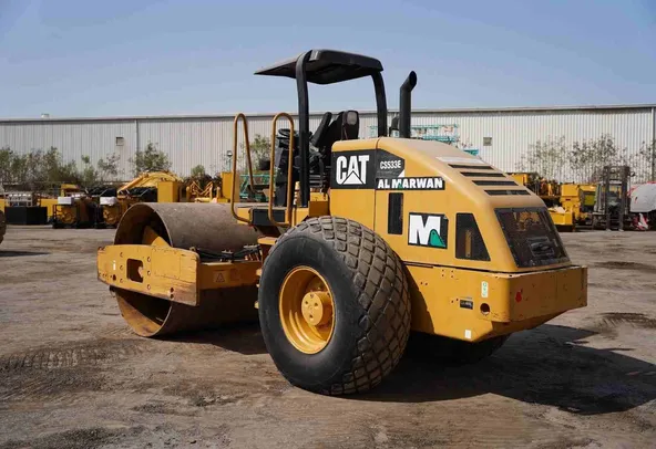 2014 Cat CS533E Single Drum Roller Rear Left View - RO-0444