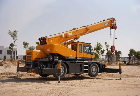 2015 Kato KR25H-V8 SR250Ri Mobile Crane Rear Right View