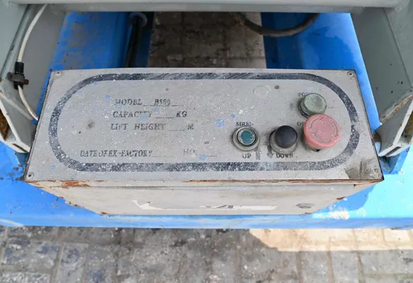 2016 Beta B500 Electric Scissor Lift Battery View - LF-0066