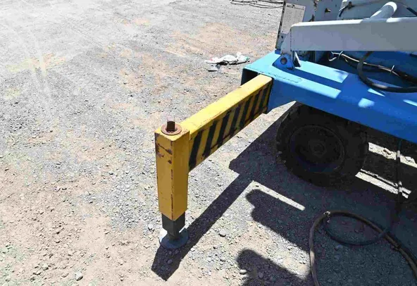 2016 Beta B500 Electric Scissor Lift Chassis View - LF-0069