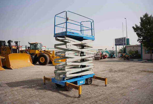 2016 Beta B500 Electric Scissor Lift Front Left View - LF-0066