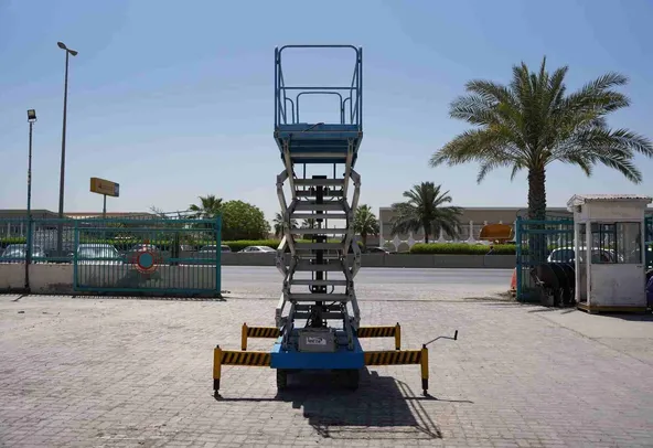 2016 Beta B500 Electric Scissor Lift Rear View - LF-0069