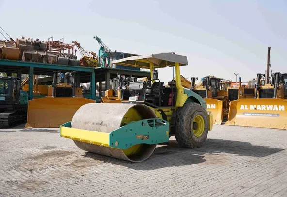 2017 Ammann ASC 100 Single Drum Roller Front Left View - RO-0330