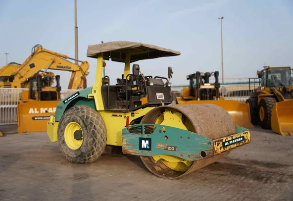 2017 Ammann ASC 100 Single Drum Roller Front Right View - RO-0329