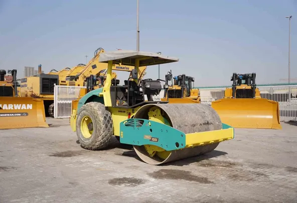 2017 Ammann ASC 100 Single Drum Roller Front Right View - RO-0330
