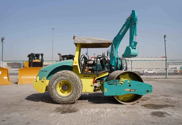 2017 Ammann ASC 100 Single Drum Roller Right View - RO-0330