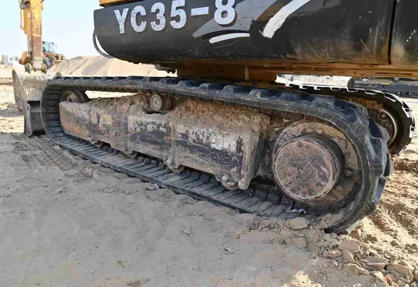 2017 Yuchai YC35-8 Mini Excavator Undercarriage View - EX-0388