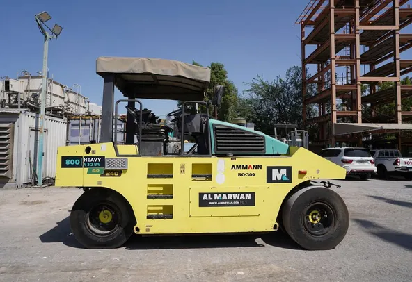 2017 ammann AP240 pneumatic tyre roller right side view