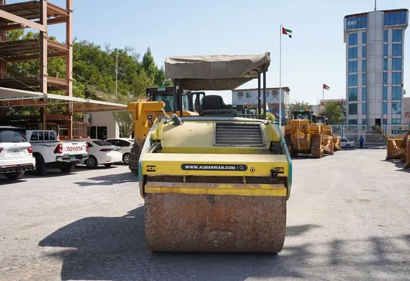 2017 ammann AV110X tandem roller rear view