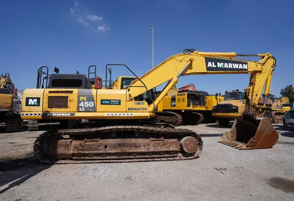 2017 Komatsu PC450LC-8 - Reliable Excavator for Sale-right-side-view
