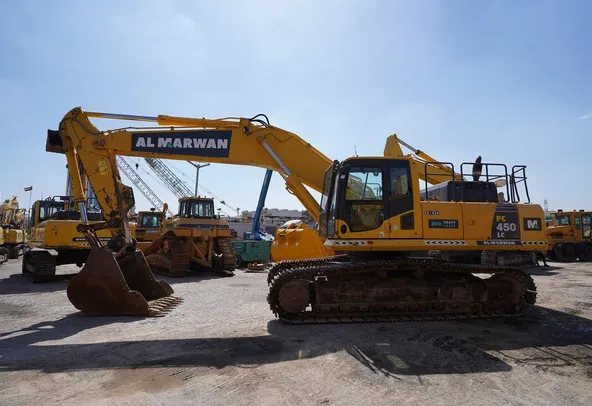 2017 Komatsu PC450LC-8 - Reliable Excavator for Sale-left-view