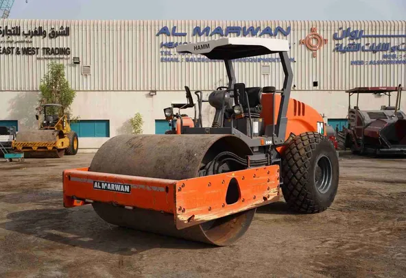 2018 Hamm 311P Single Drum Roller Front Left View - RO-0435